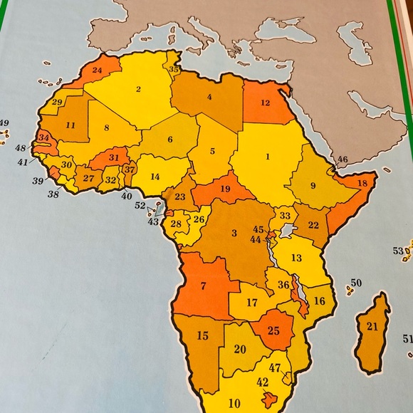 Vintage 1986 “Where in the World” Geography, Diplomat & Map Knowledge Board Game - Picture 11 of 15